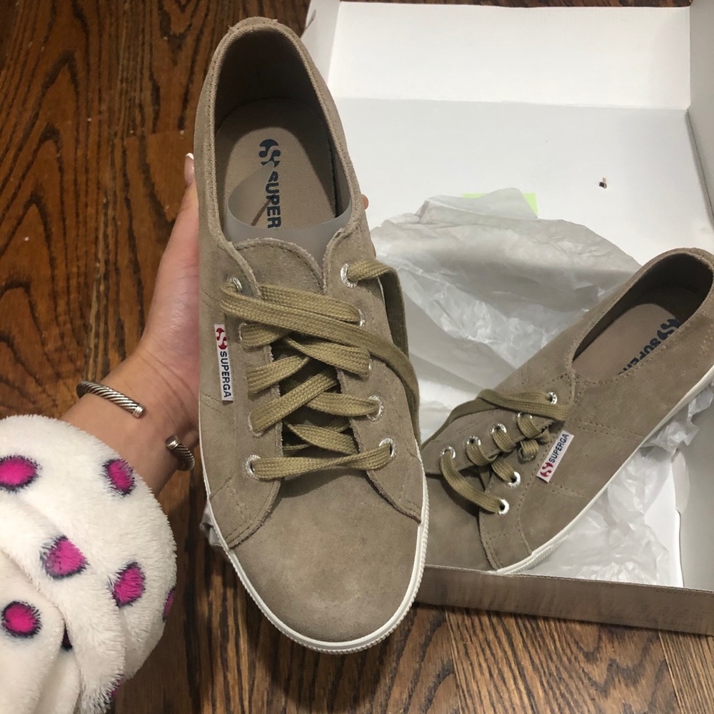 NEVER WORN suede platform superga shoes size 7.5